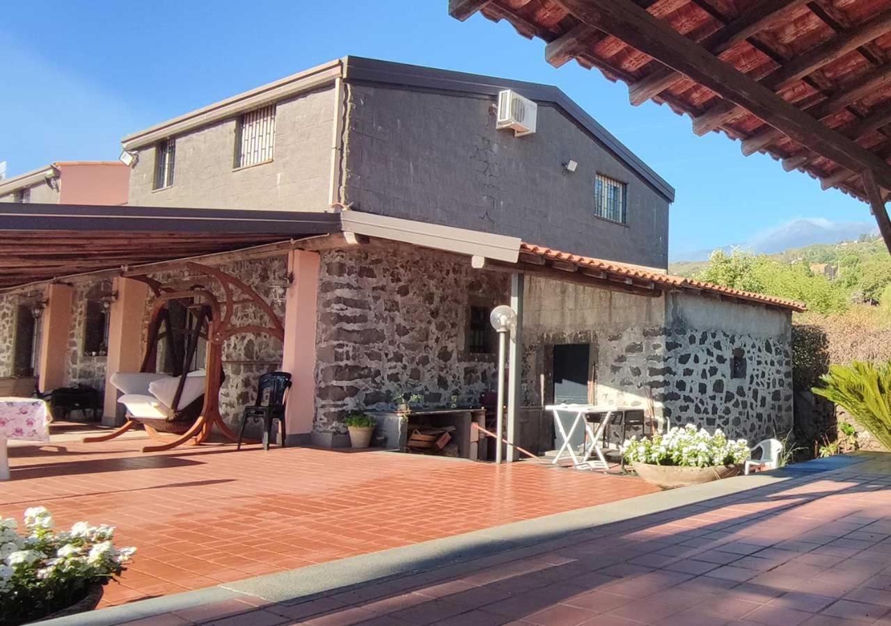 Peri Peri Etna Guest House Montargano Bagian luar foto