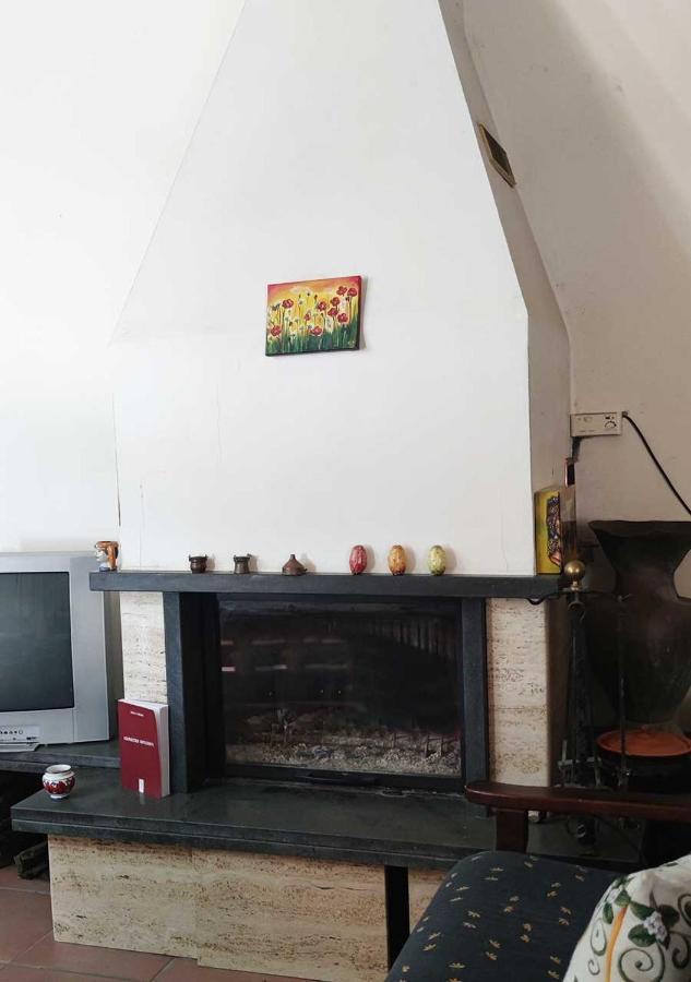 Peri Peri Etna Guest House Montargano Bagian luar foto