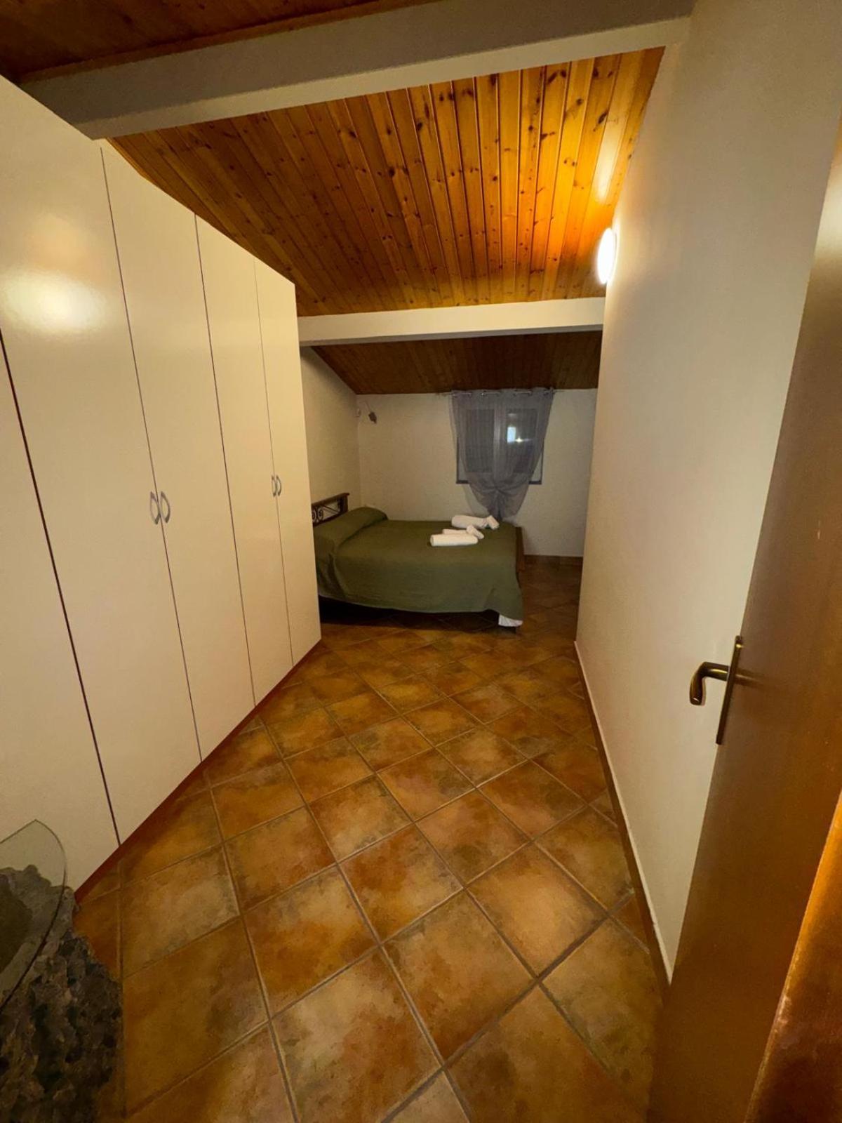 Peri Peri Etna Guest House Montargano Bagian luar foto