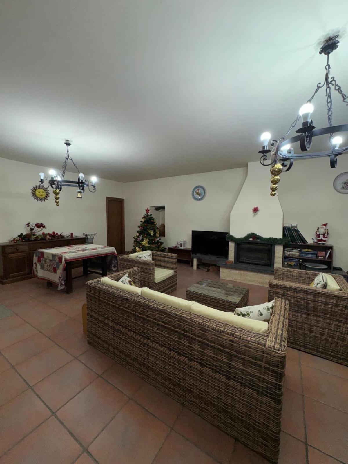 Peri Peri Etna Guest House Montargano Bagian luar foto